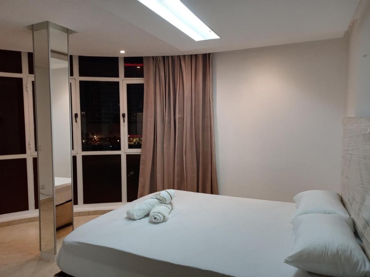 Amazing Appartement Au Centre Ville En Face Hilton - Gare Train Tanger Kültér fotó