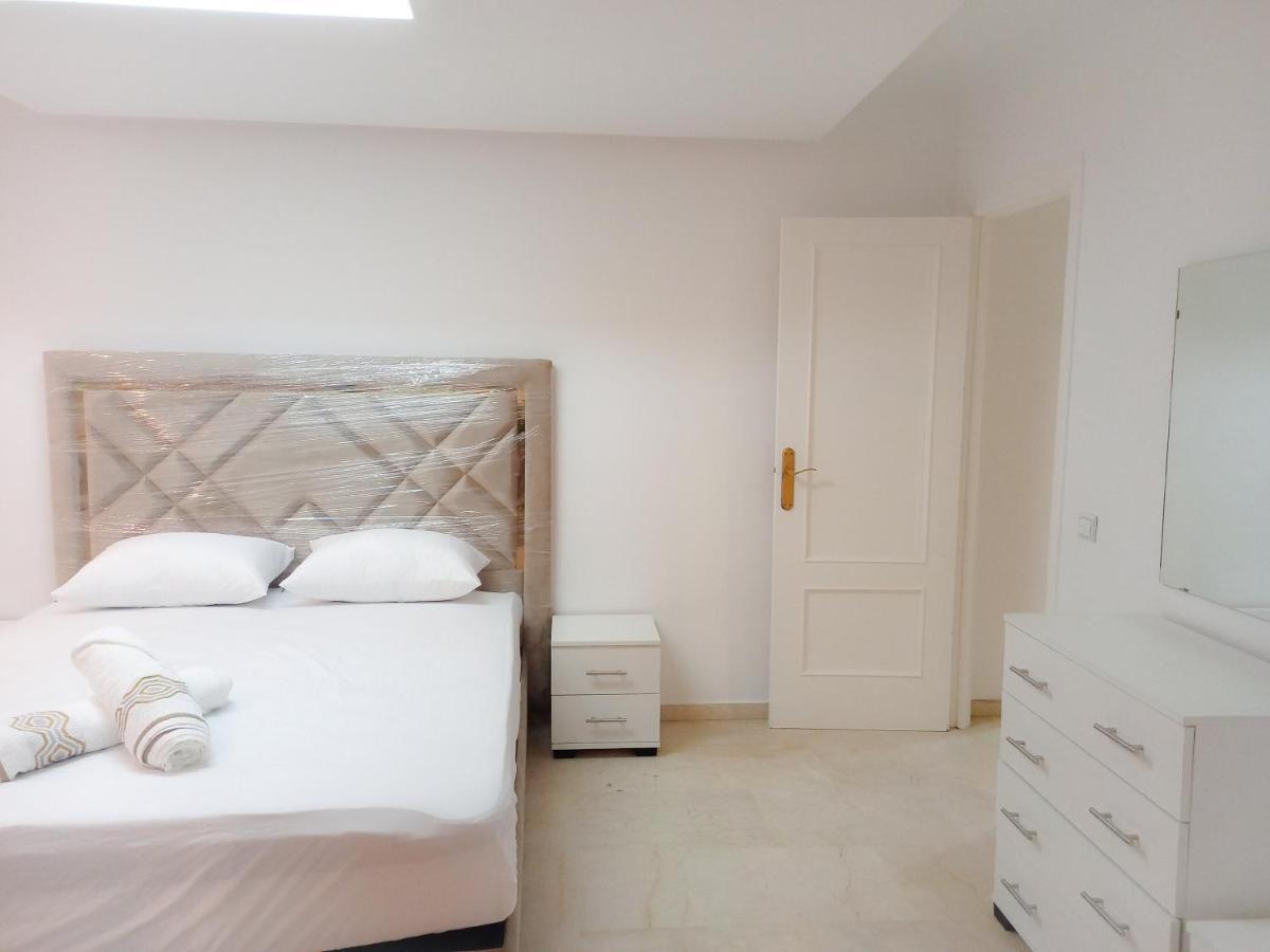 Amazing Appartement Au Centre Ville En Face Hilton - Gare Train Tanger Kültér fotó